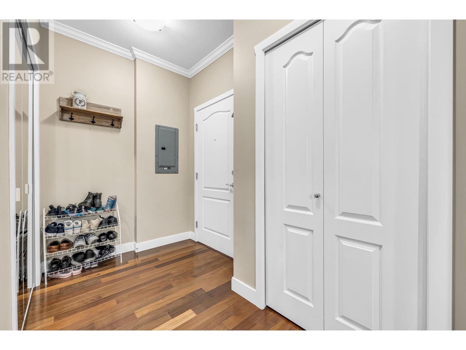 206 2627 Shaughnessy Street, Port Coquitlam, British Columbia  V3C 0E1 - Photo 3 - R3010596
