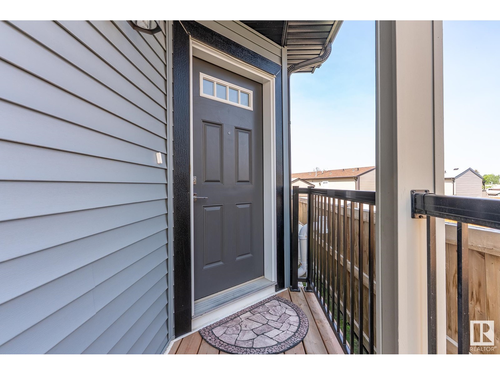 Property at 363 SAVOY CR image 3