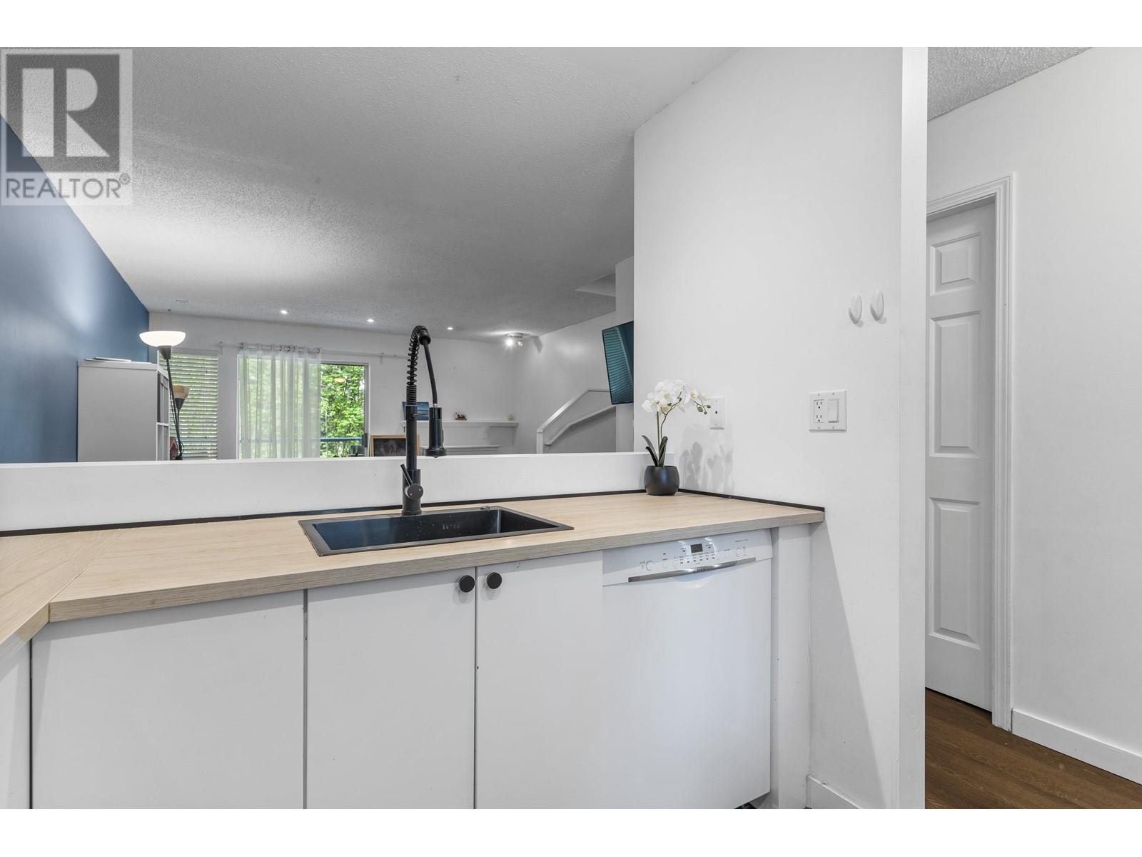 17 2978 Walton Avenue, Coquitlam, British Columbia  V3B 6V6 - Photo 4 - R3010444