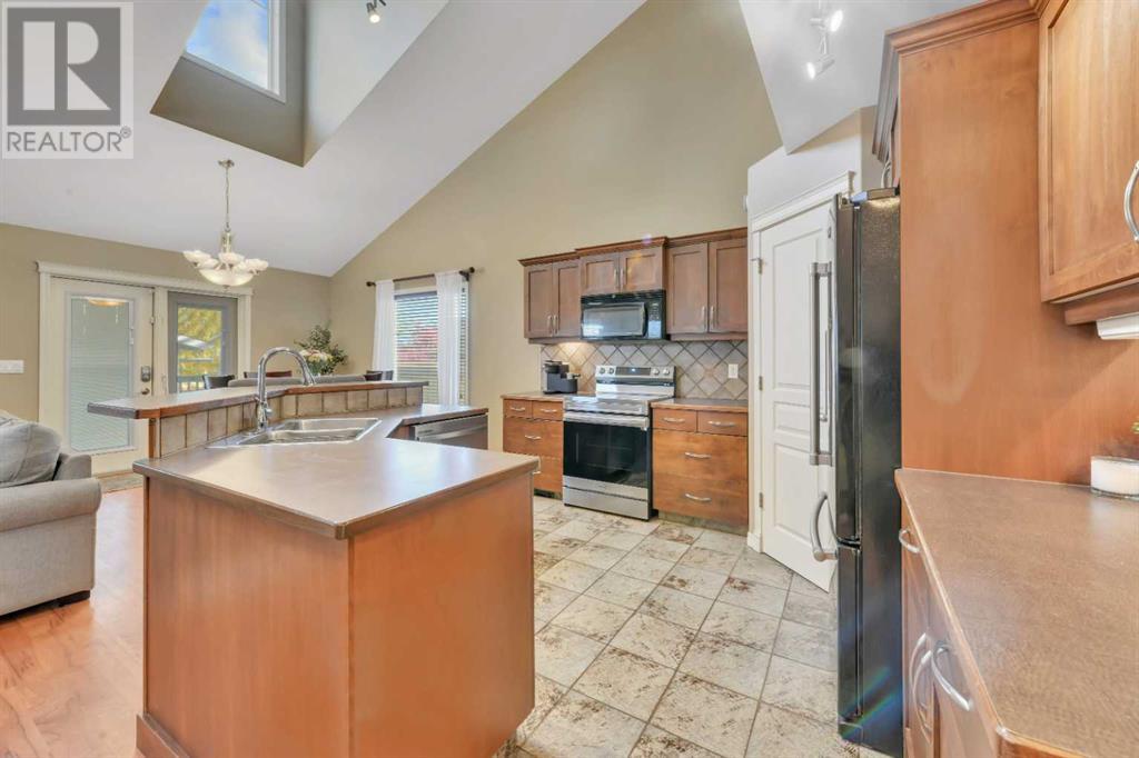 33 White Avenue, Red Deer, Alberta  T4N 7E5 - Photo 10 - A2223398
