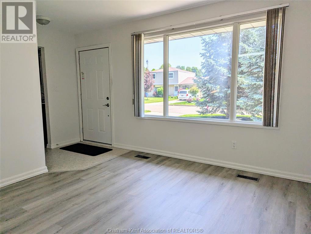 56 Willowdale Place, Chatham, Ontario  N7L 4M8 - Photo 9 - 25013748