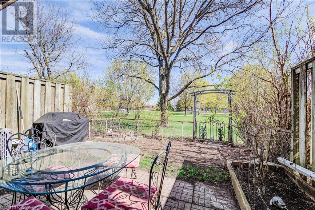 111 Traynor Avenue Unit# 26, Kitchener, Ontario  N2C 2N2 - Photo 39 - 40723902