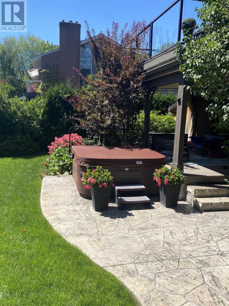 471 Macdonald Ave, Sault Ste Marie, Ontario  P6B 1H8 - Photo 14 - SM250661