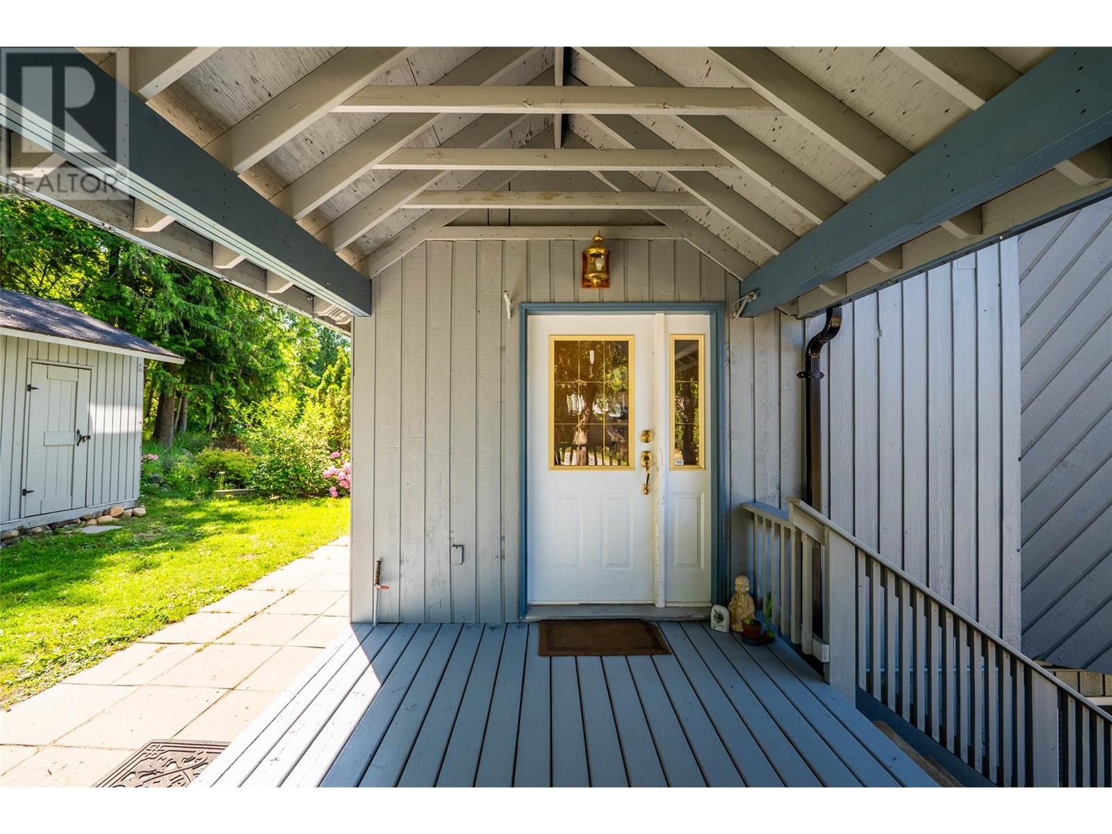 194 Trevor Street, Nelson, British Columbia  V1L 2W1 - Photo 11 - 10350188