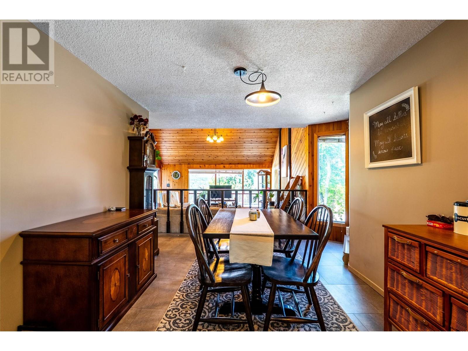 194 Trevor Street, Nelson, British Columbia  V1L 2W1 - Photo 13 - 10350188