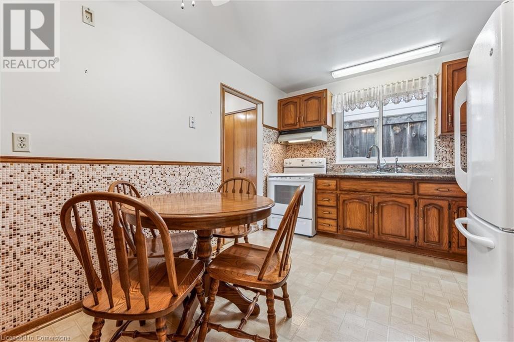 19 Markwood Drive, Kitchener, Ontario  N2M 2H3 - Photo 11 - 40736923