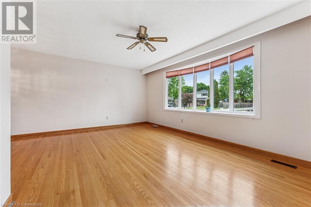 19 Markwood Drive, Kitchener, Ontario  N2M 2H3 - Photo 6 - 40736923