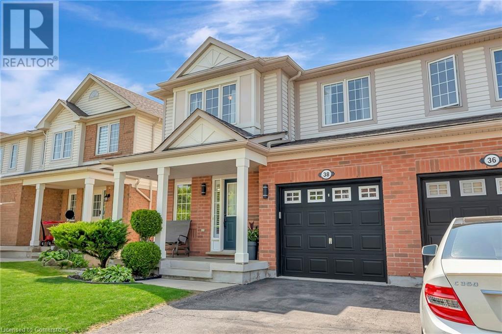38 Garth Massey Drive, Cambridge, Ontario  N1T 2H2 - Photo 4 - 40735876