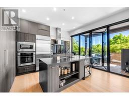 215 220 SALTER STREET