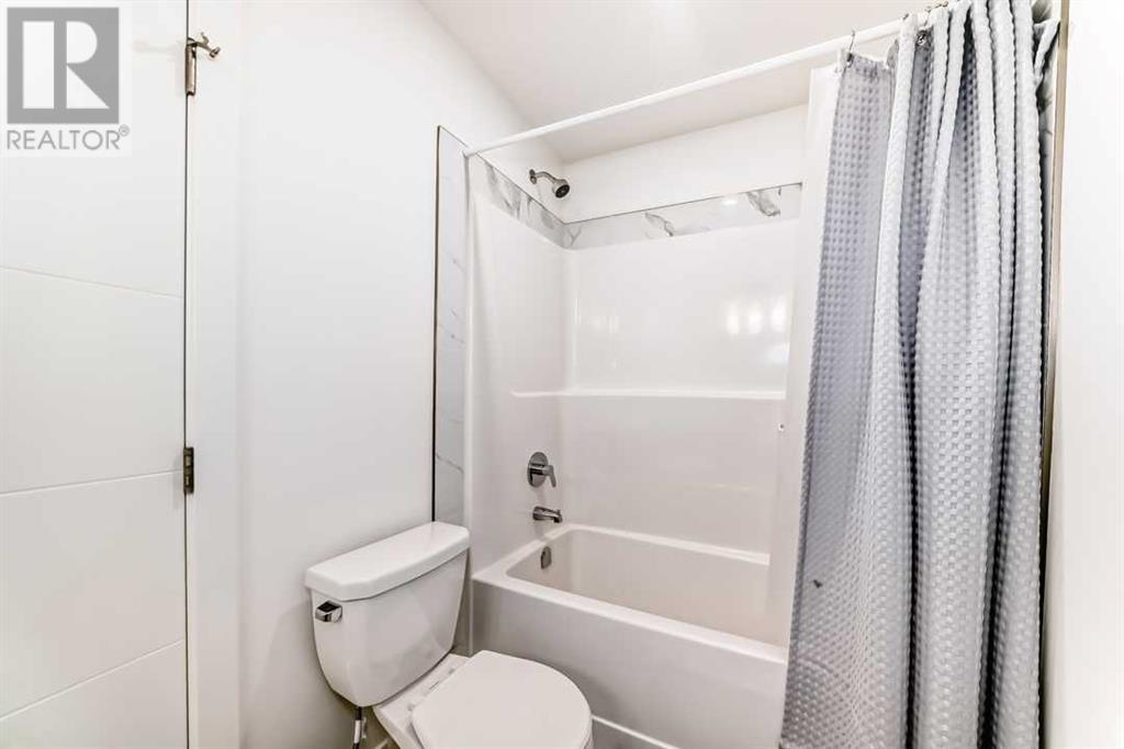 53 Spring Creek Common Sw, Calgary, Alberta  T3H 6E2 - Photo 34 - A2226779