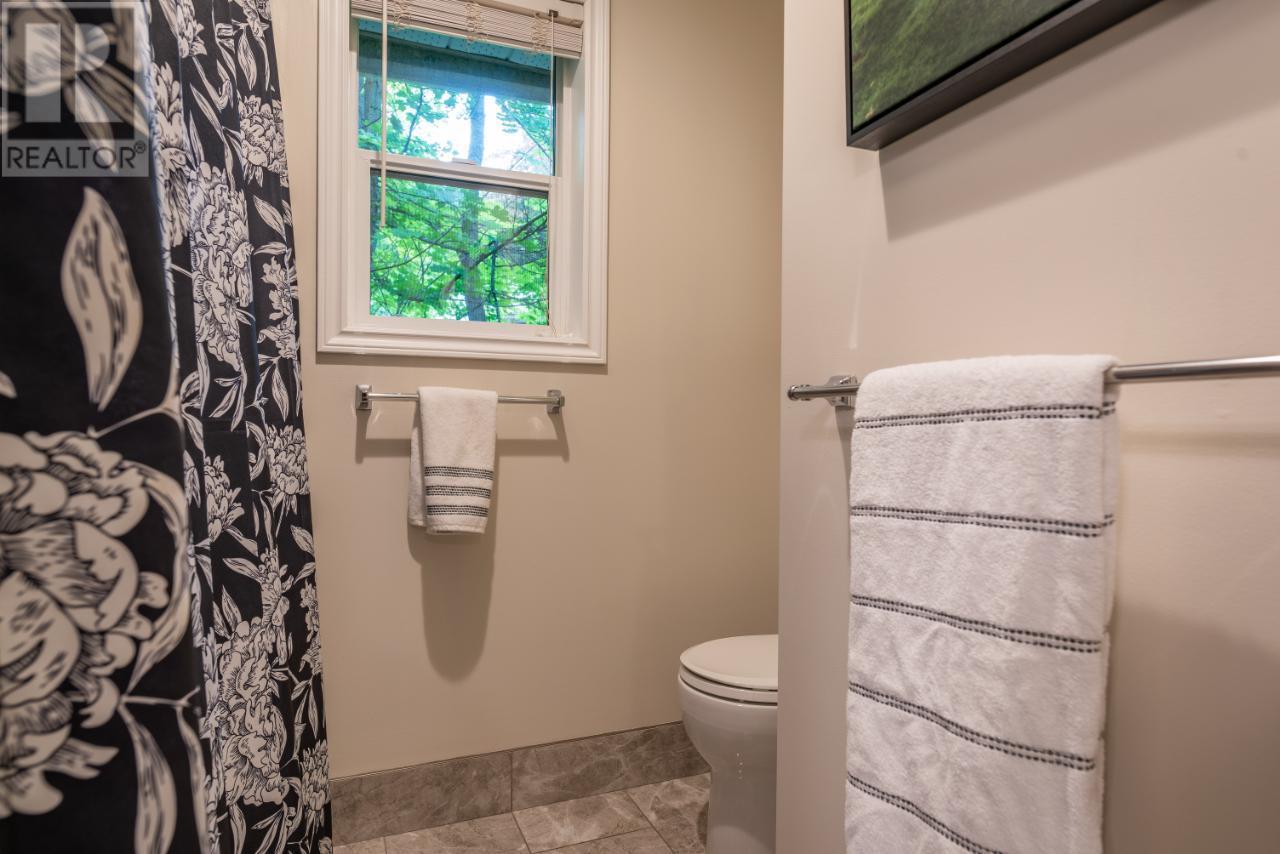 Property at 1611 PARK Street image 2