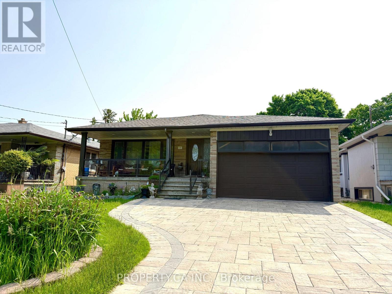 Bsmt - 19 Terrydale Drive, Toronto (Bathurst Manor), Ontario  M3H 5M7 - Photo 1 - C12184513