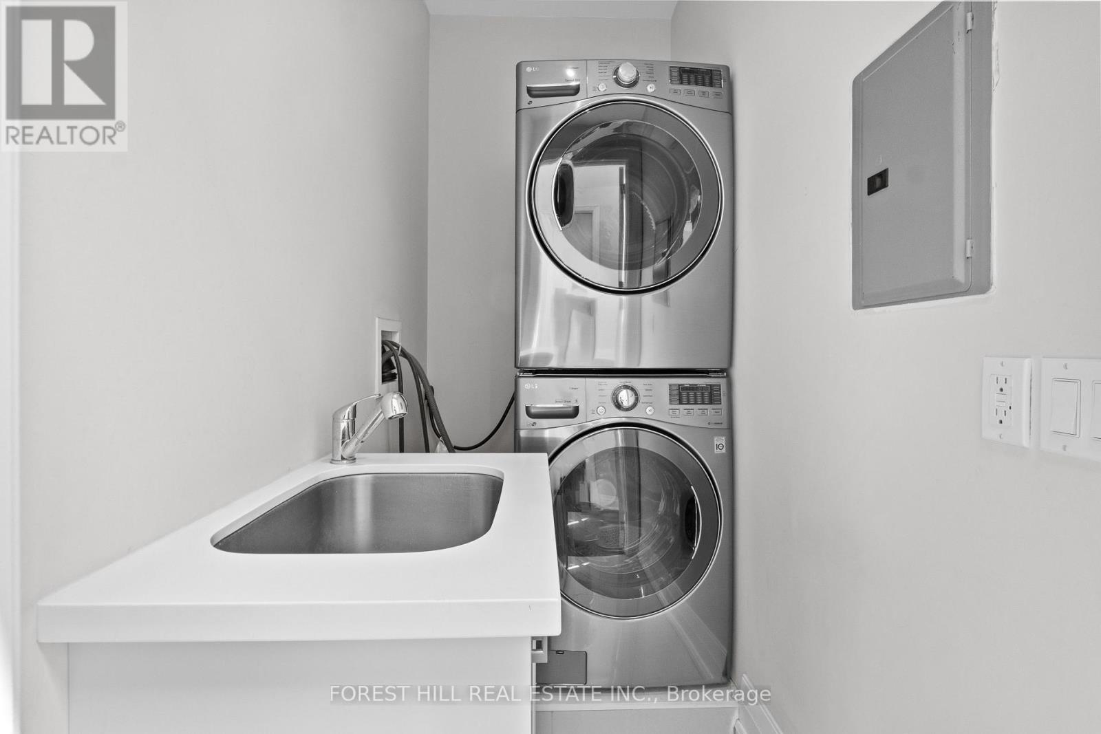 57 Wedgewood Drive, Toronto (Newtonbrook East), Ontario  M2M 2H4 - Photo 35 - C12192463