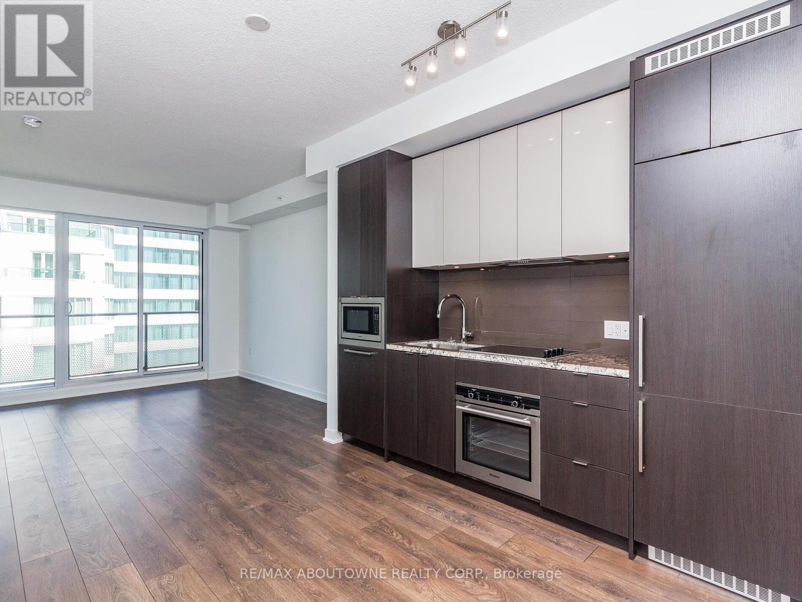 2606 - 125 Blue Jays Way, Toronto (Waterfront Communities), Ontario  M5V 0N5 - Photo 8 - C12192480