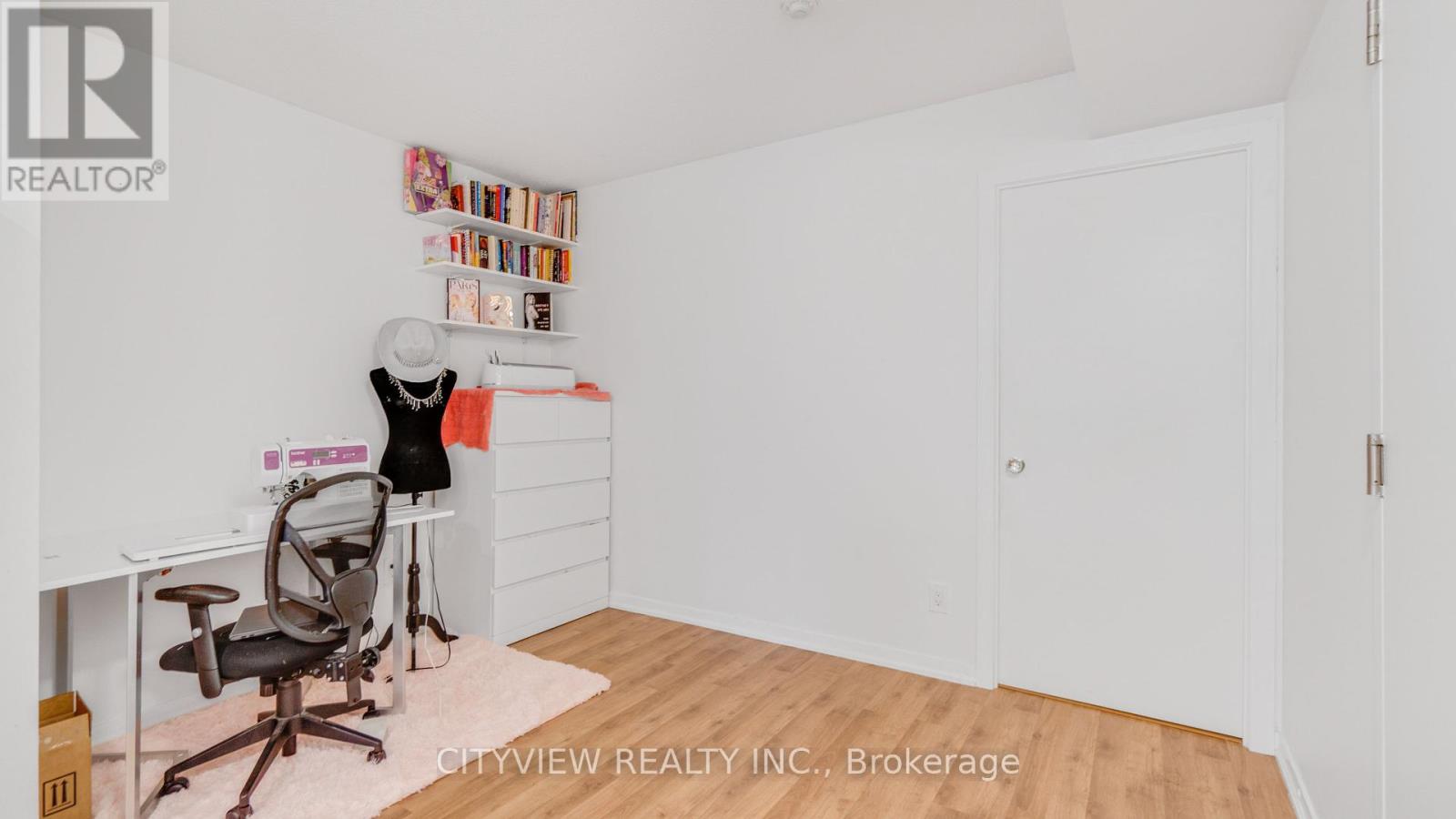 307 - 801 Sheppard Avenue W, Toronto (Clanton Park), Ontario  M3H 2T3 - Photo 5 - C12192487