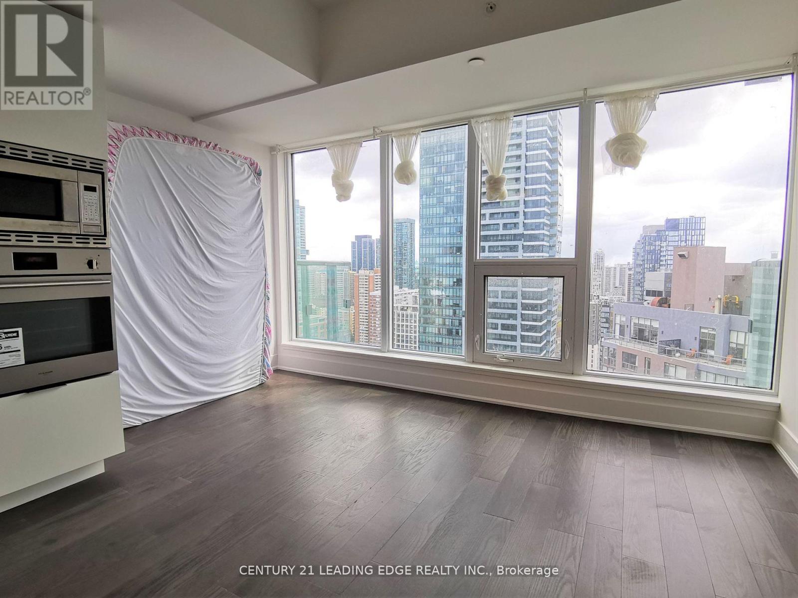 2915 - 955 Bay Street, Toronto, Ontario  M5S 2A2 - Photo 8 - C12192488