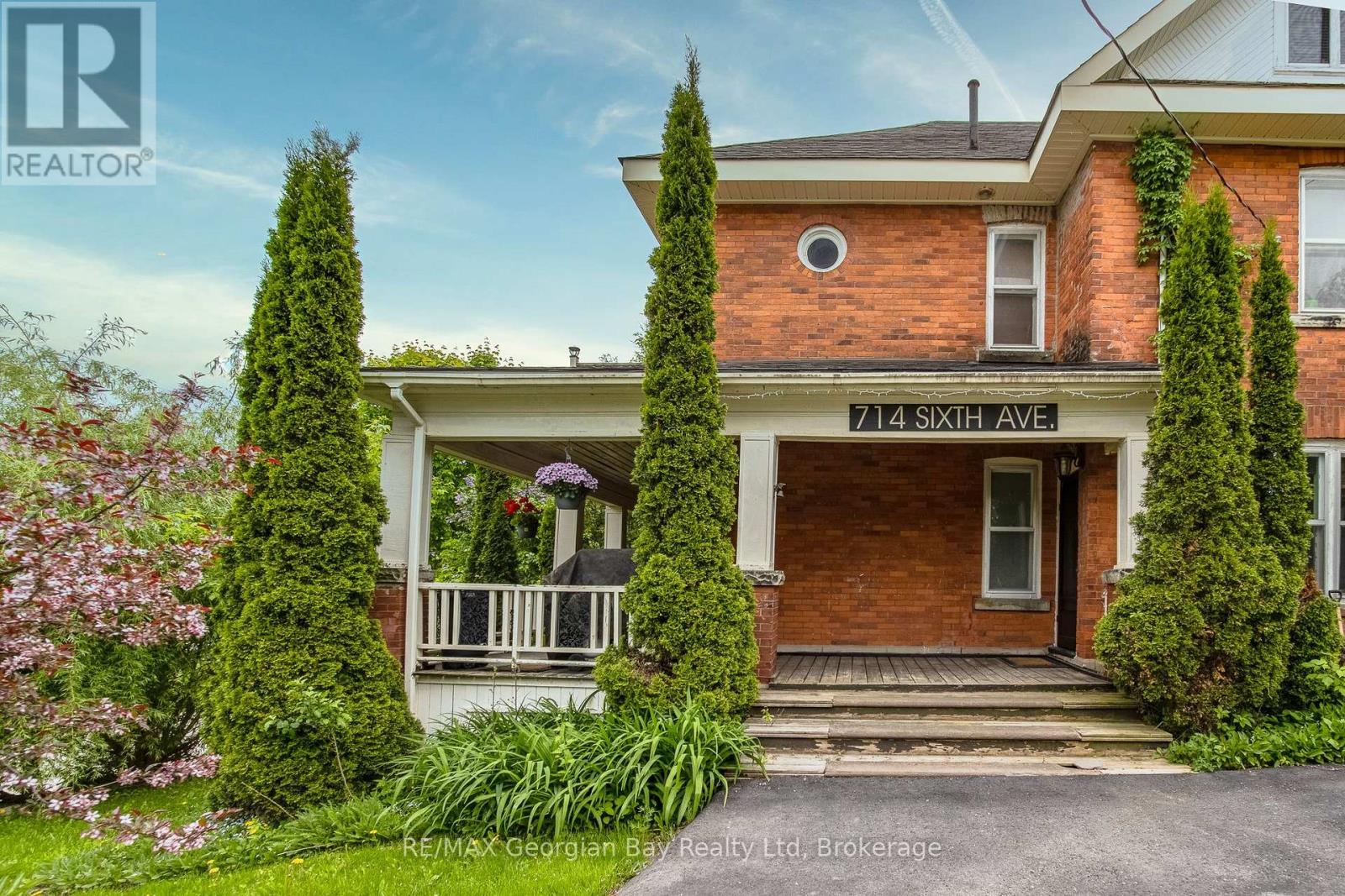 714 6th Avenue, Tay, Ontario  L0K 1R0 - Photo 2 - S12192682