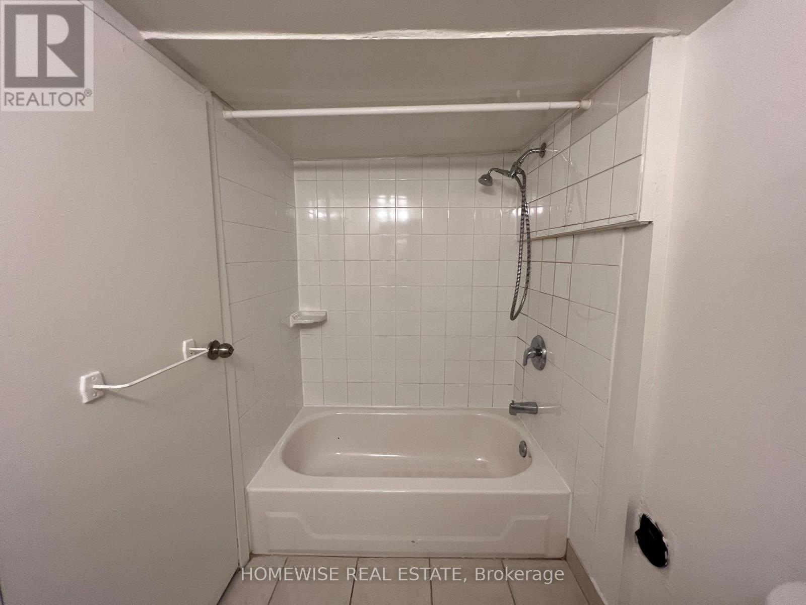 1 - 882 College Street, Toronto (Palmerston-Little Italy), Ontario  M6H 1A3 - Photo 11 - C12192624