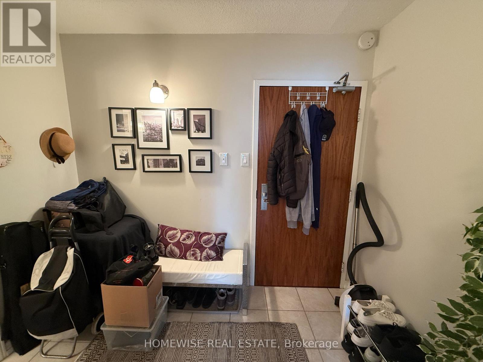 1603 - 914 Yonge Street, Toronto (Annex), Ontario  M4W 3C8 - Photo 9 - C12192623