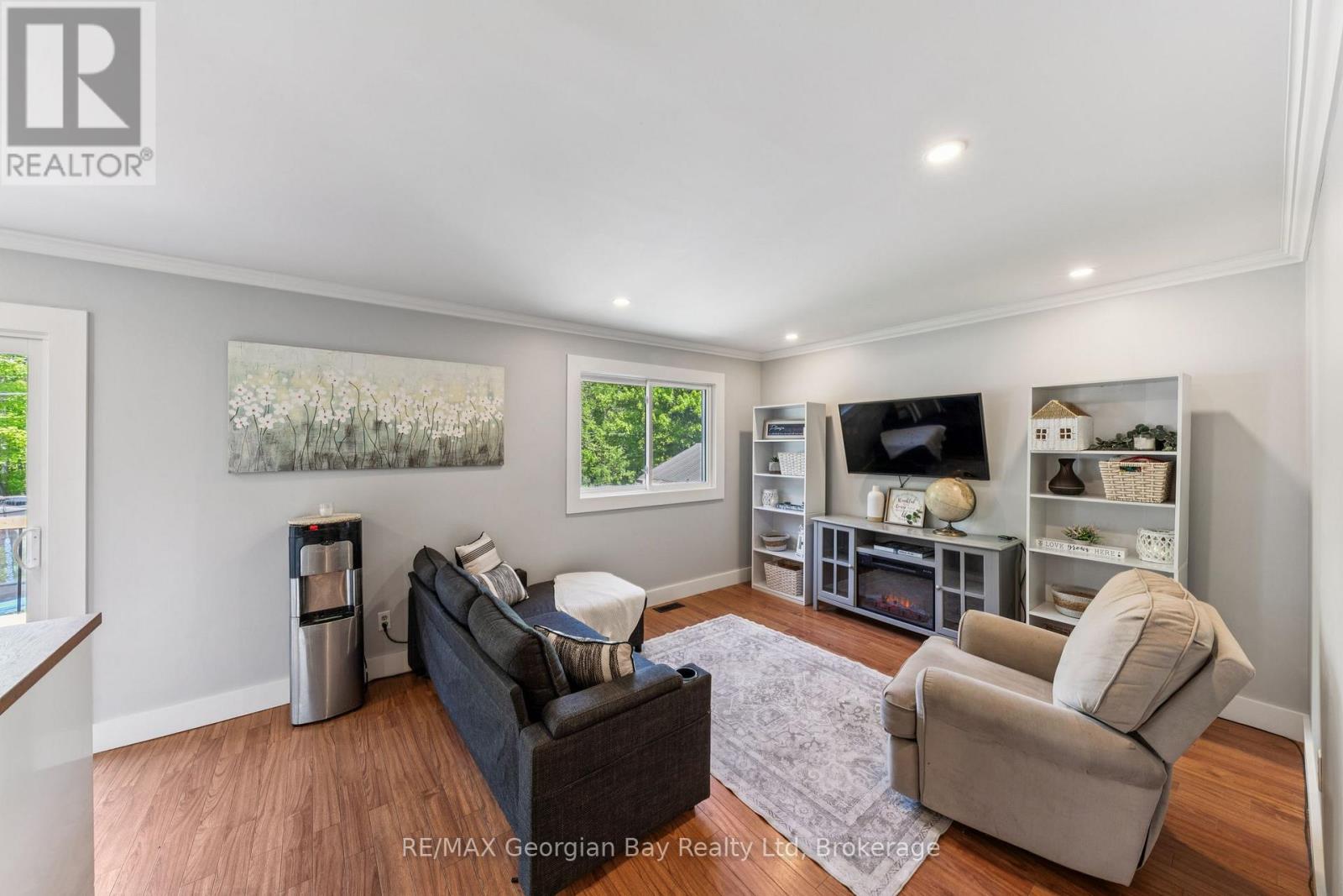 86 Mcarthur Drive, Penetanguishene, Ontario  L9M 1W9 - Photo 12 - S12192721