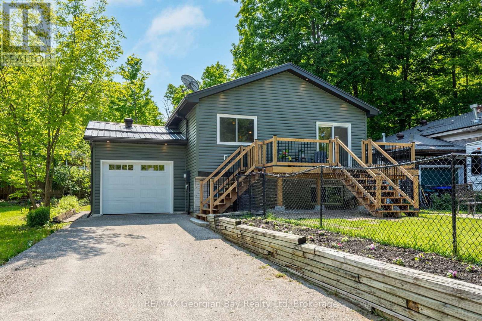 86 MCARTHUR DRIVE, penetanguishene, Ontario