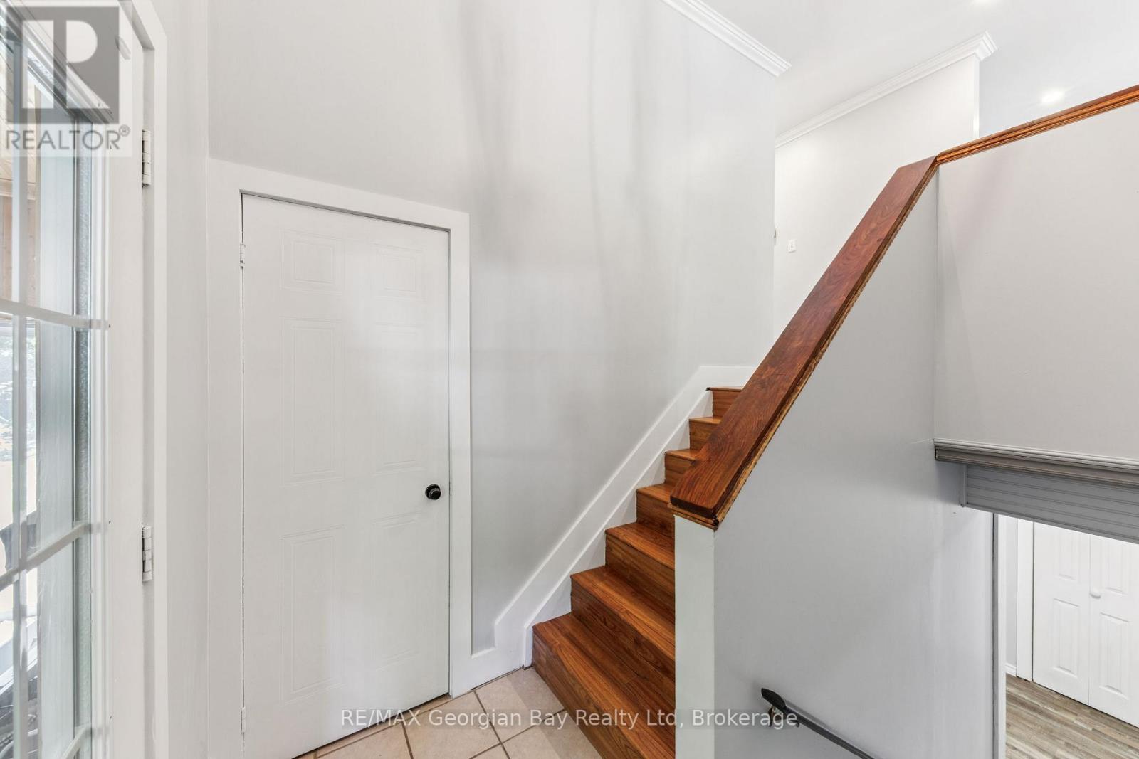 86 Mcarthur Drive, Penetanguishene, Ontario  L9M 1W9 - Photo 22 - S12192721