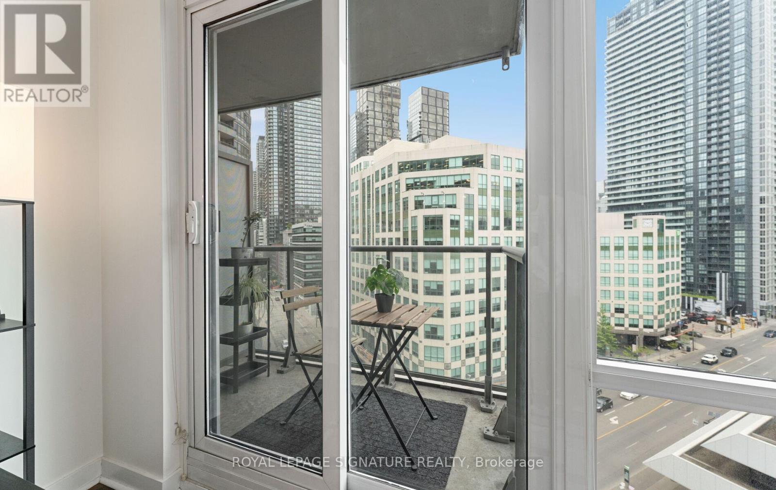 1201 - 361 Front Street W, Toronto (Waterfront Communities), Ontario  M5V 3R5 - Photo 20 - C12192626