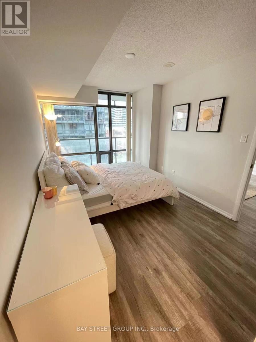 609 - 38 Grenville Street, Toronto (Bay Street Corridor), Ontario  M4Y 1A5 - Photo 12 - C12192602