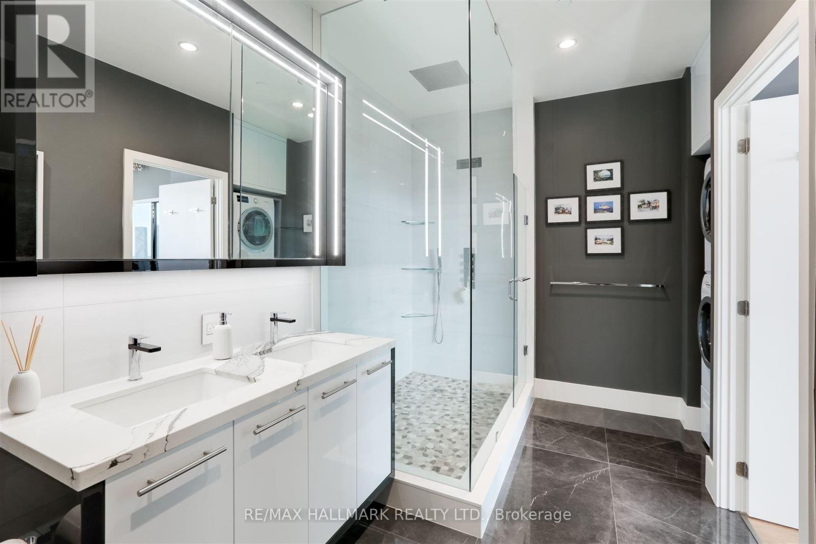 Ph 01 - 170 Bayview Avenue, Toronto, Ontario  M5A 0M4 - Photo 19 - C12192661