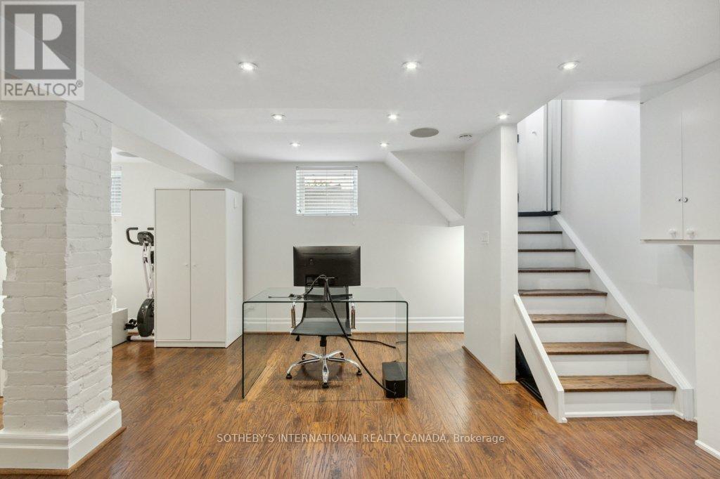 52 Nina Street, Toronto (Casa Loma), Ontario  M5R 1Z4 - Photo 29 - C12192627