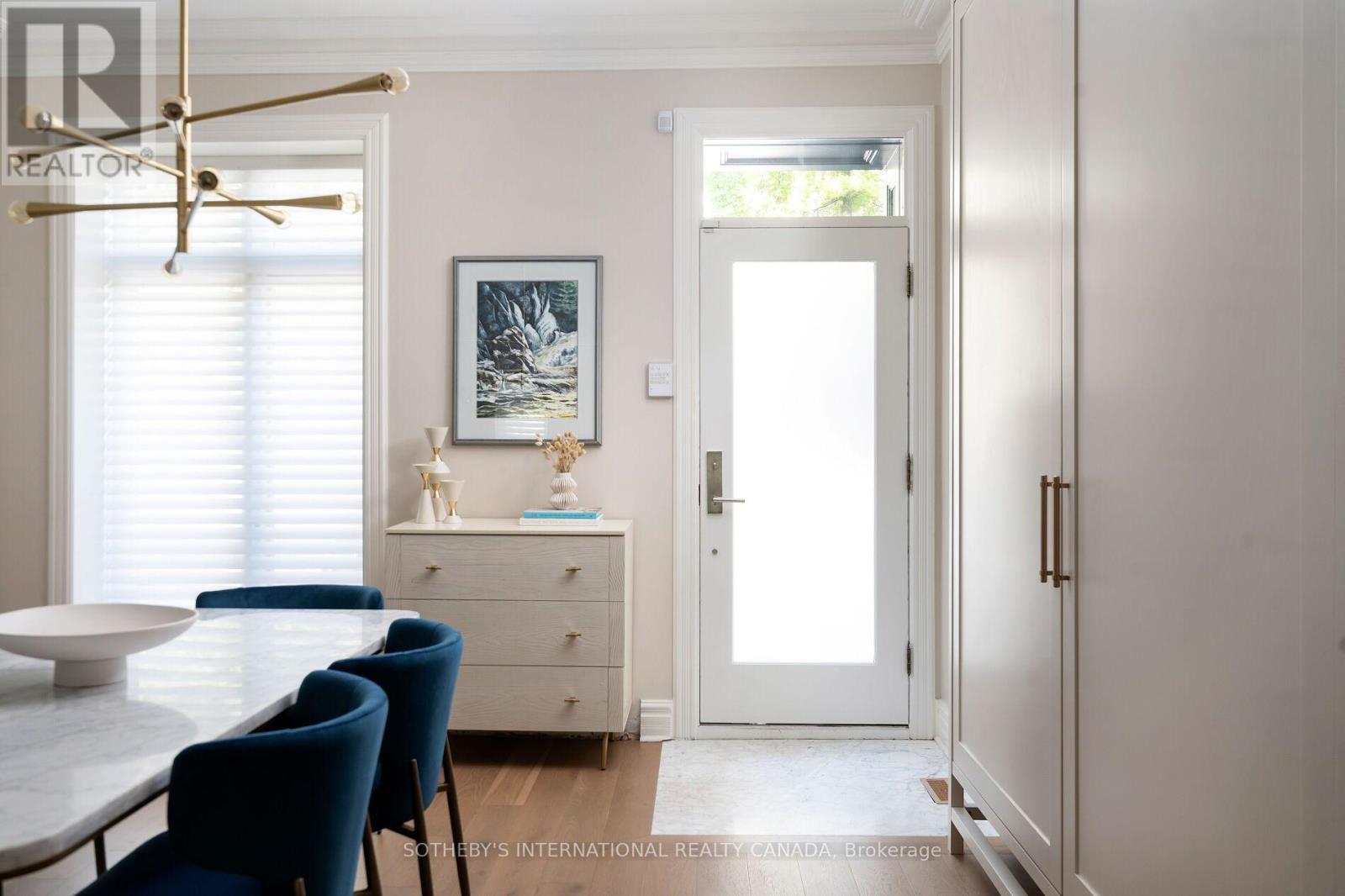57 Woodlawn Avenue W, Toronto, Ontario  M4V 1G6 - Photo 2 - C12192636