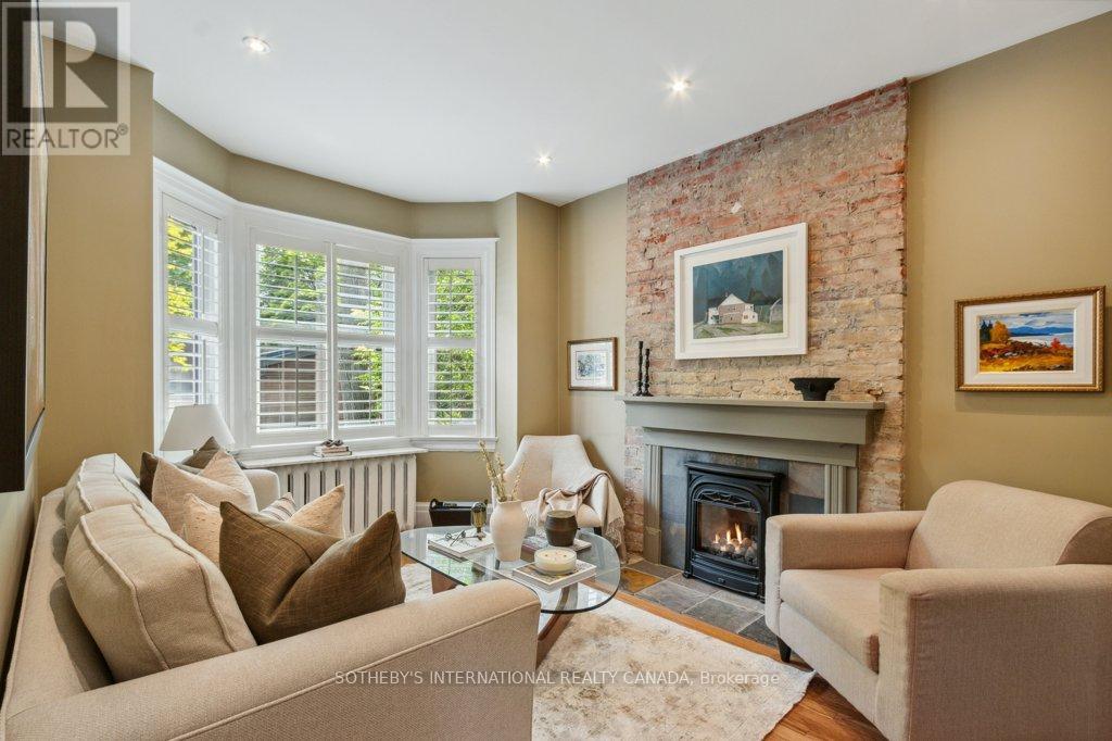 Property at 52 NINA STREET image 5