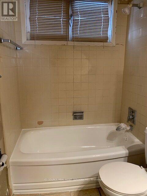 Upper - 241 Burnett Avenue, Toronto, Ontario  M2N 1V9 - Photo 8 - C12192664