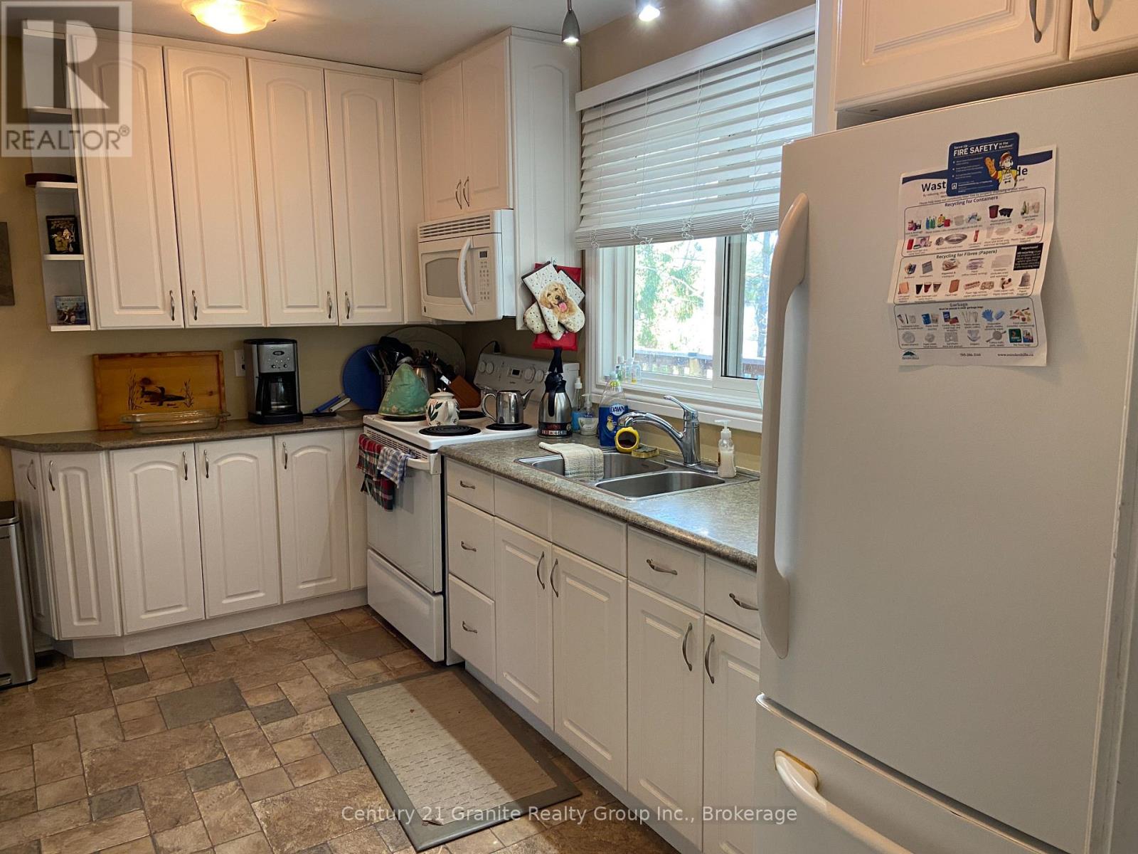 1034 Mariposa Lane, Minden Hills (Lutterworth), Ontario  K0M 2K0 - Photo 17 - X12031618