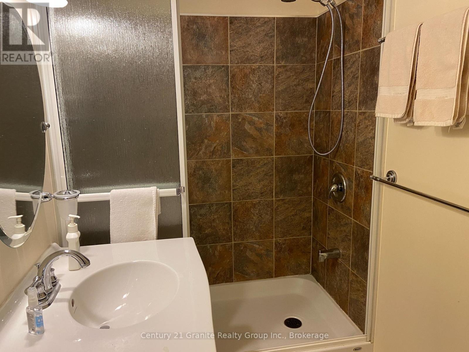 1034 Mariposa Lane, Minden Hills (Lutterworth), Ontario  K0M 2K0 - Photo 14 - X12031618