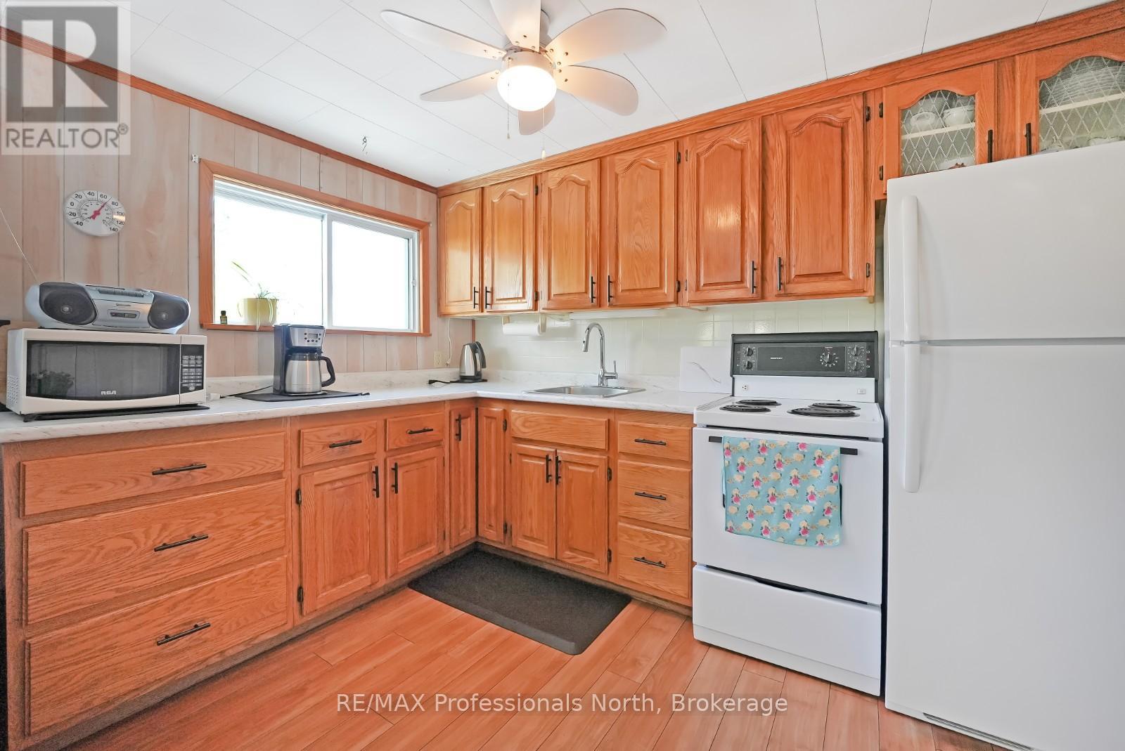 1039 Grace River Road, Highlands East, Ontario  K0L 3C0 - Photo 5 - X12124622