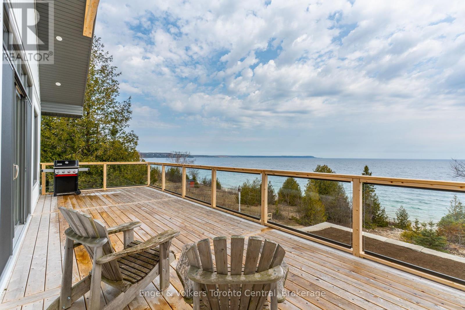 256 Cape Chin N Shore Road, Northern Bruce Peninsula, Ontario  N0H 1W0 - Photo 36 - X12114053