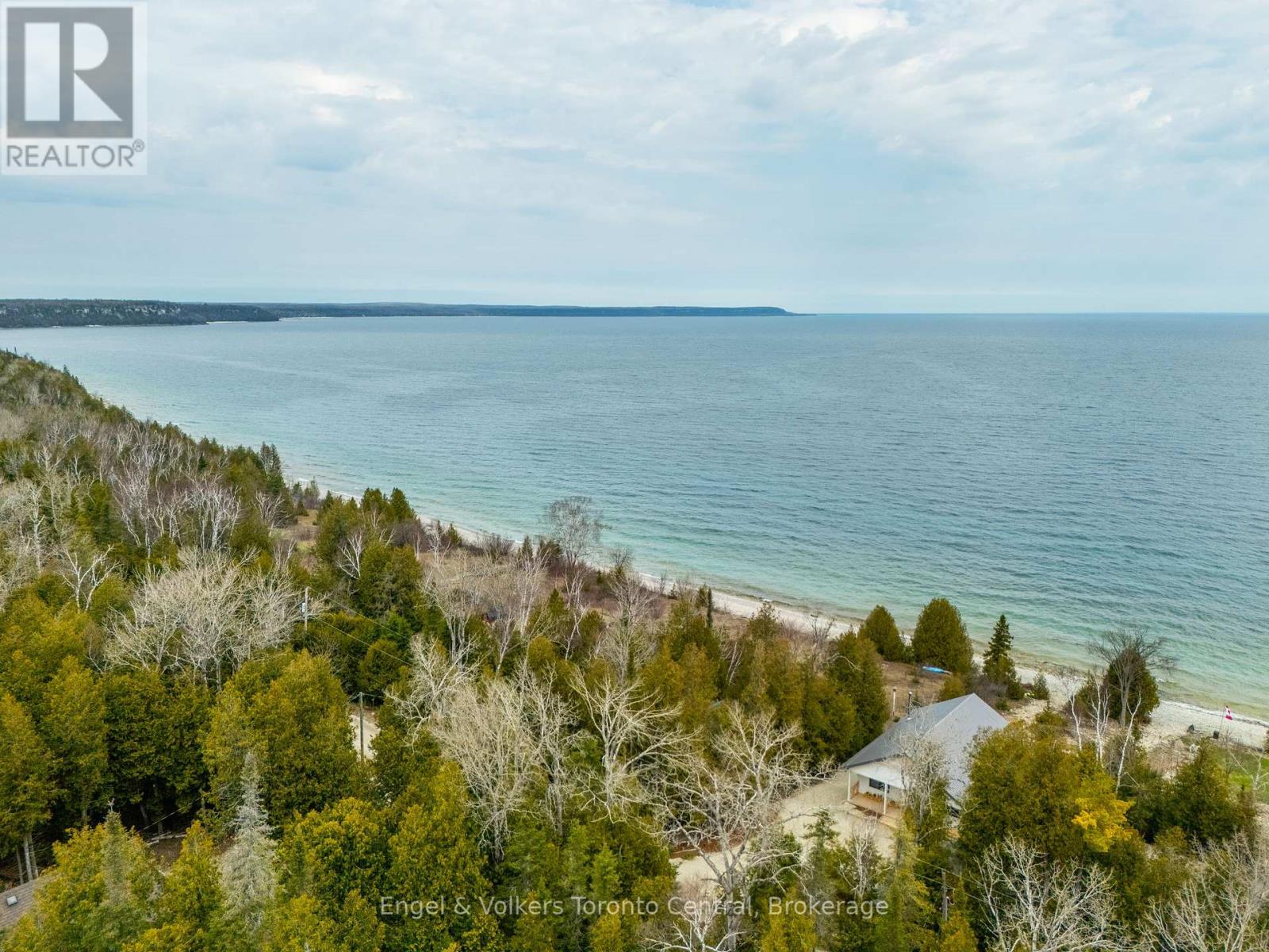 256 Cape Chin N Shore Road, Northern Bruce Peninsula, Ontario  N0H 1W0 - Photo 43 - X12114053