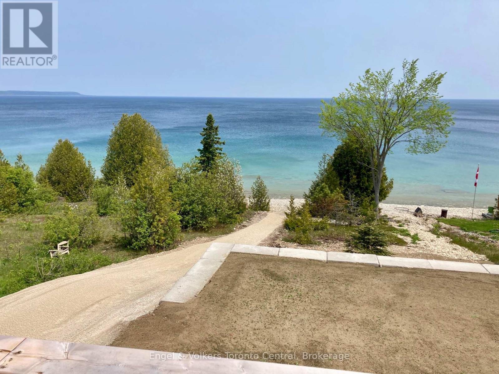 256 Cape Chin N Shore Road, Northern Bruce Peninsula, Ontario  N0H 1W0 - Photo 5 - X12114053