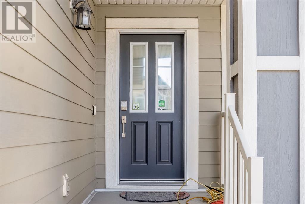 Property at 115 Mahogany Way SE image 3