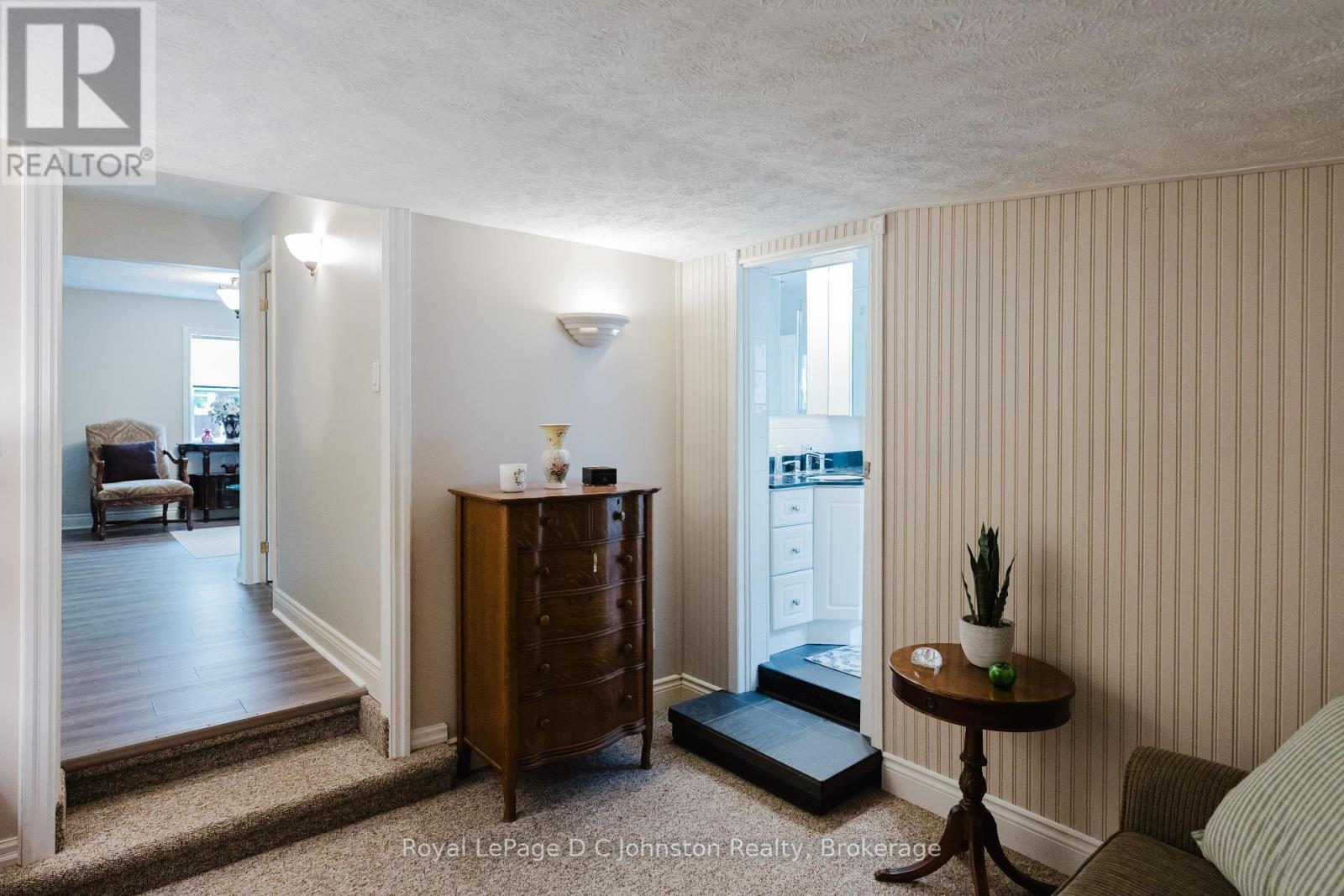 62 Grey Street N, Saugeen Shores, Ontario  N0H 2L0 - Photo 35 - X12157097