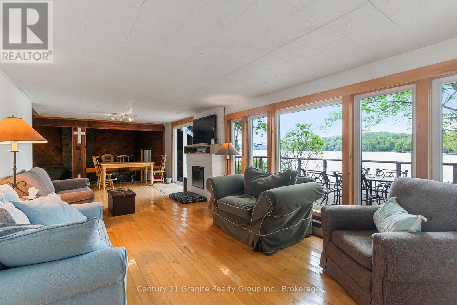 1036 Shirleys Road, Dysart Et Al, Ontario  K0M 1S0 - Photo 9 - X12181283