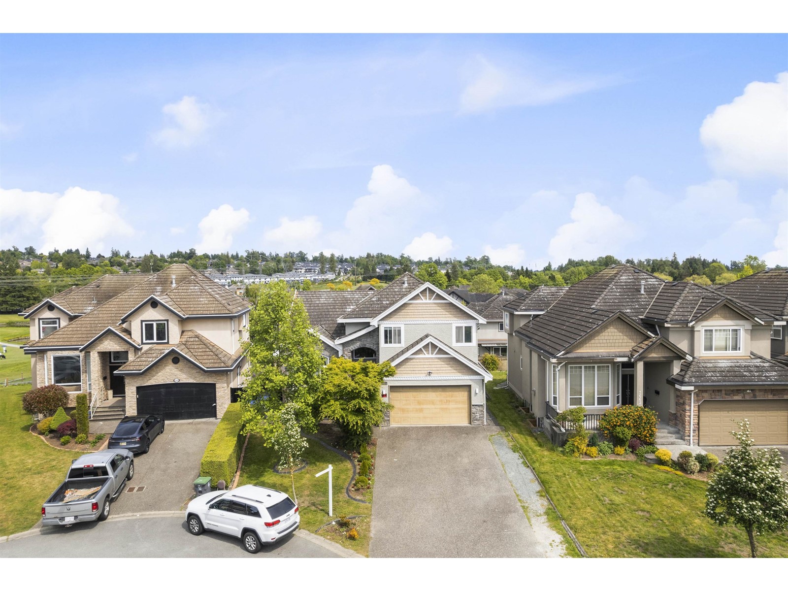 7670 150B STREET, surrey, British Columbia
