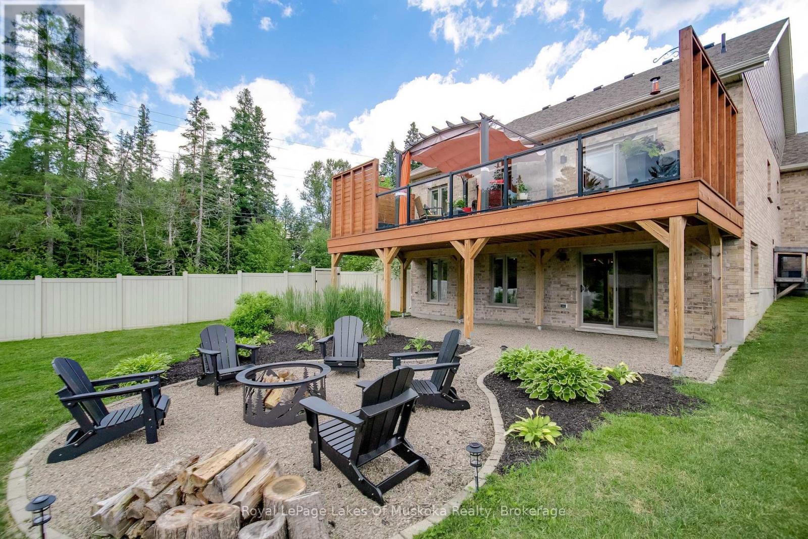 75 Selkirk Drive, Huntsville, Ontario  P1H 0C6 - Photo 45 - X12189298