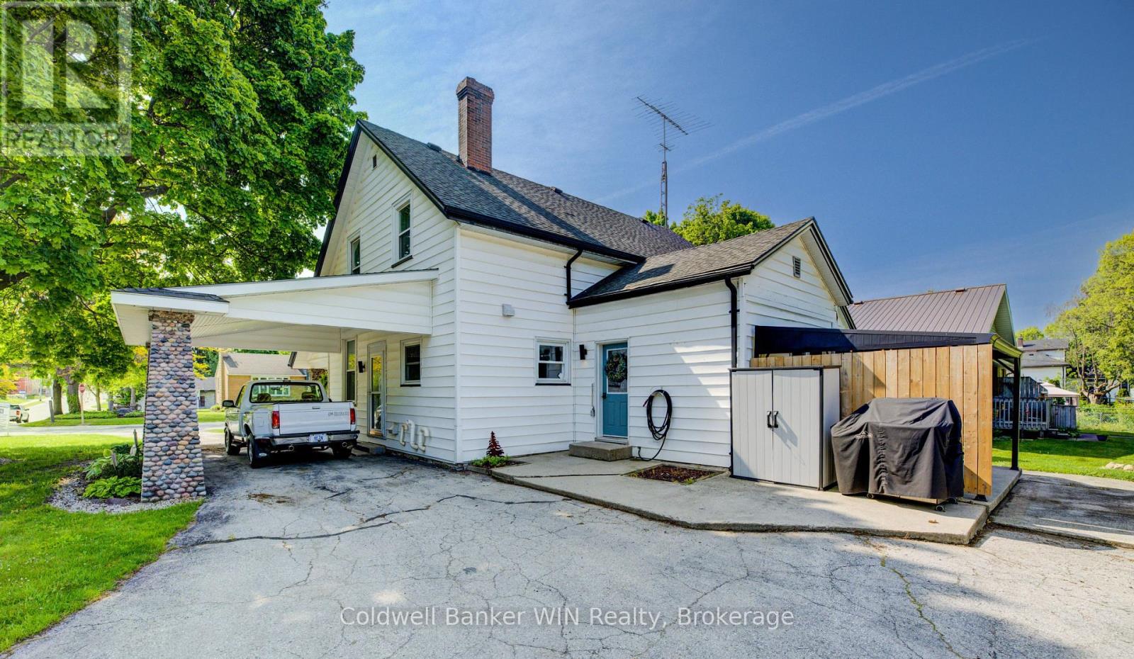 230 Minnie Street, North Huron, Ontario  N0G 2W0 - Photo 37 - X12191983