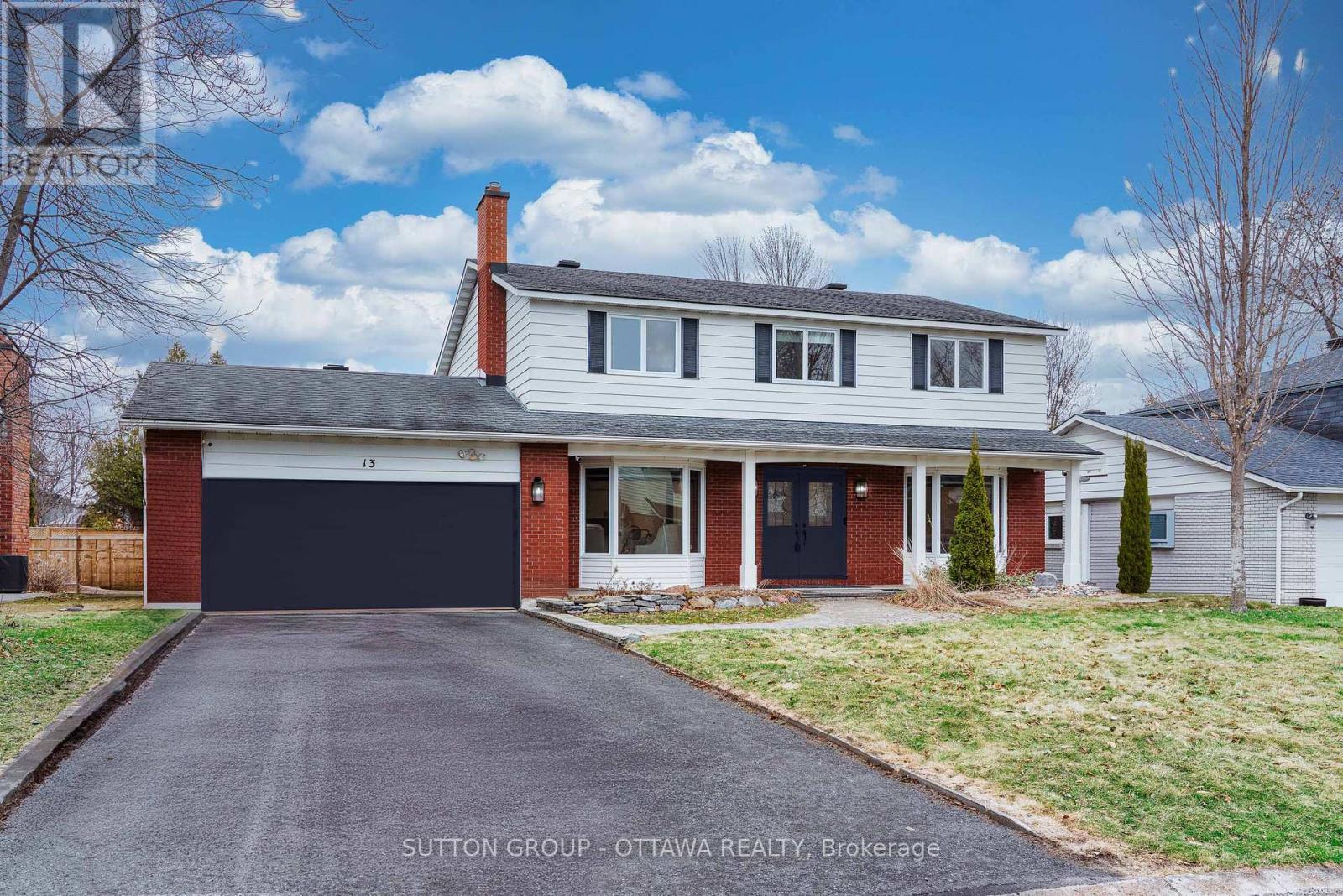 13 Weatherwood Crescent, Ottawa, Ontario  K2E 7C5 - Photo 2 - X12105867