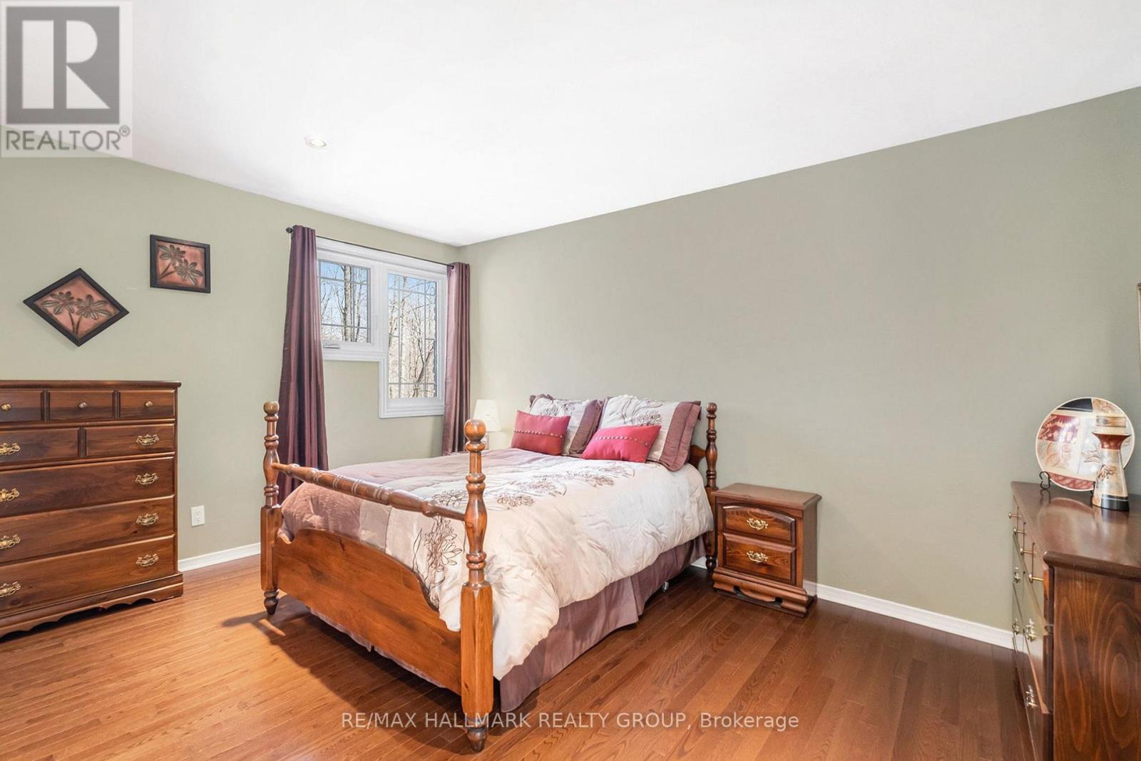 1340 Georges Vanier Drive, Ottawa, Ontario  K4C 1R6 - Photo 22 - X12113562