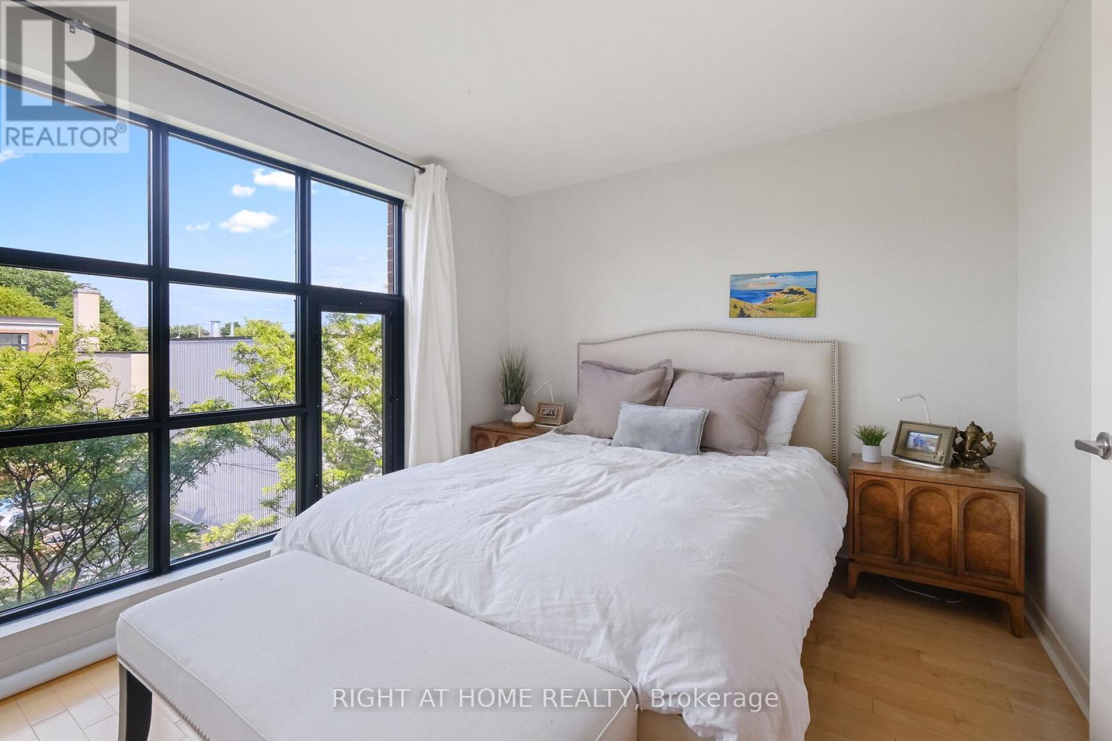 19 Tuscan Private, Ottawa, Ontario  K1R 1C6 - Photo 25 - X12192070