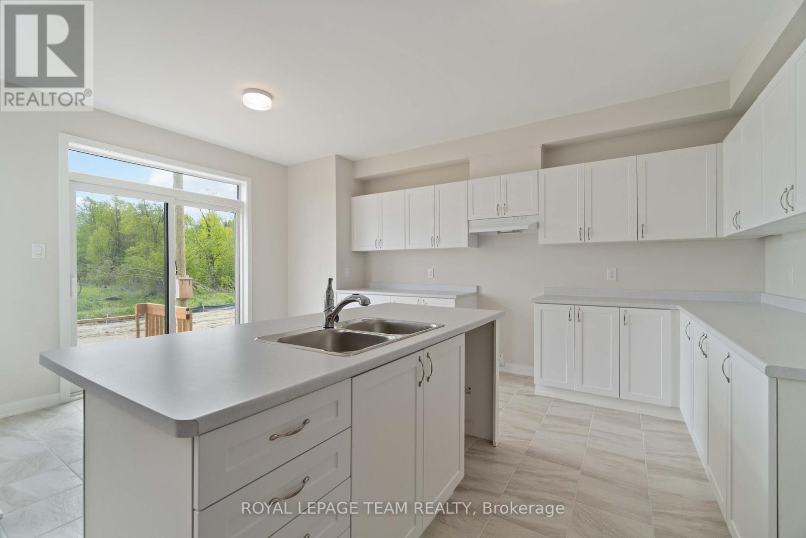 174 Yearling Circle, Ottawa, Ontario  K0A 2Z0 - Photo 15 - X12192460
