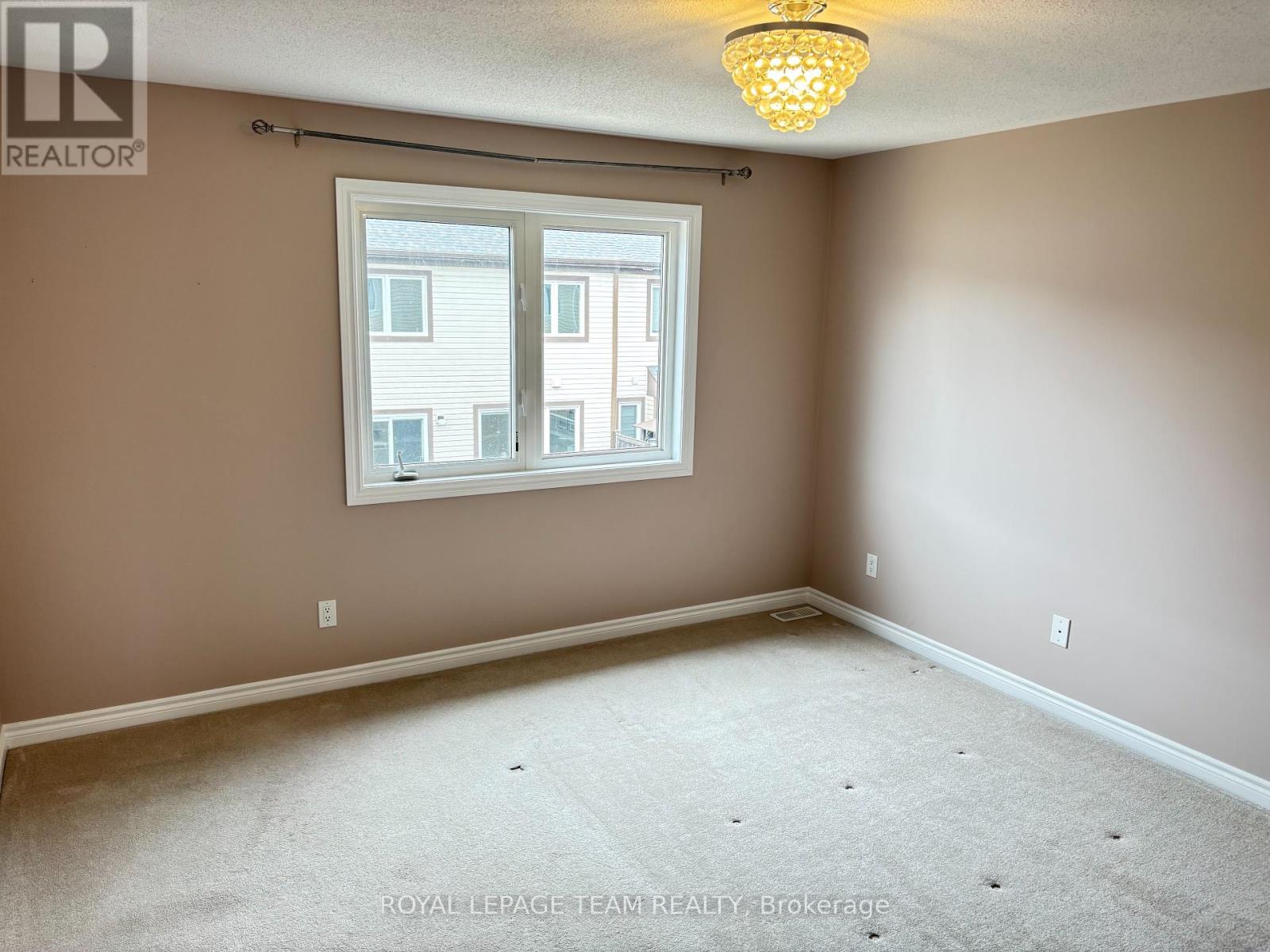 420 Meadowhawk Crescent, Ottawa, Ontario  K2J 5W8 - Photo 21 - X12192561